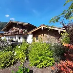 Hochalmbahnen Chalets Lorbeerrose, nahe Skilift, Hunde willkommen, 5W1
