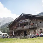 Hochalmbahnen Chalets Lorbeerrose, nahe Skilift, Hunde willkommen, 5W1 *