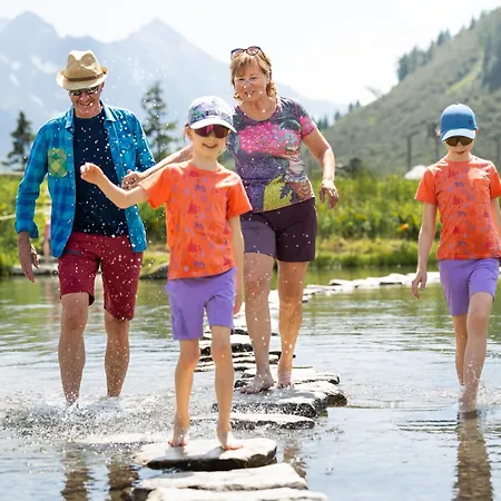 Hochalmbahnen Chalets 5W1, Lorbeerrose, Nahe Gondel, Hunde Willkommen アパート *