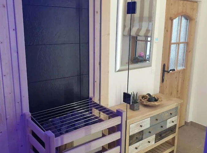 Hochalmbahnen Chalets 5W1, Lorbeerrose, Nahe Gondel, Hunde Willkommen *