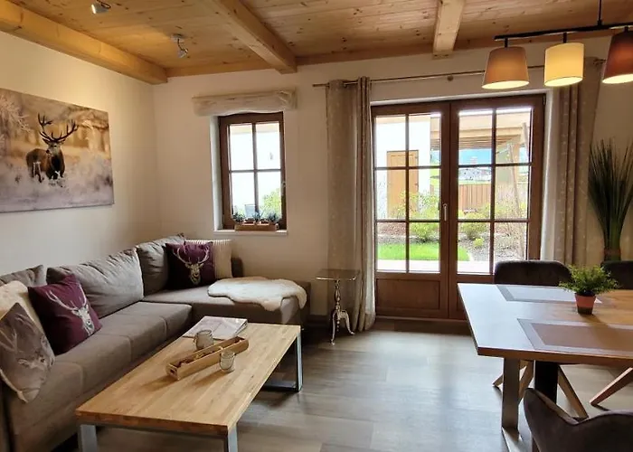 Hochalmbahnen Chalets 5W1, Lorbeerrose, Nahe Gondel, Hunde Willkommen ラウリス