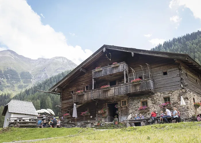Hochalmbahnen Chalets 5W1, Lorbeerrose, Nahe Gondel, Hunde Willkommen *